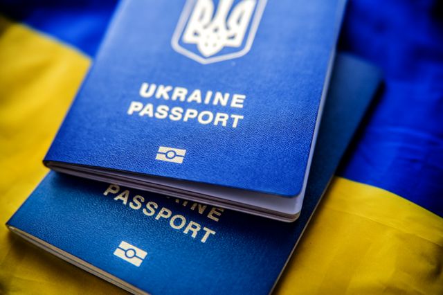 В Україні можуть запровадити обов’язковий іспит з української мови для отримання громадянства