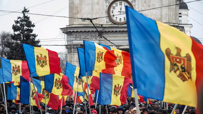 Замість молдовської румунська: у Молдові офіційно перейменують мову