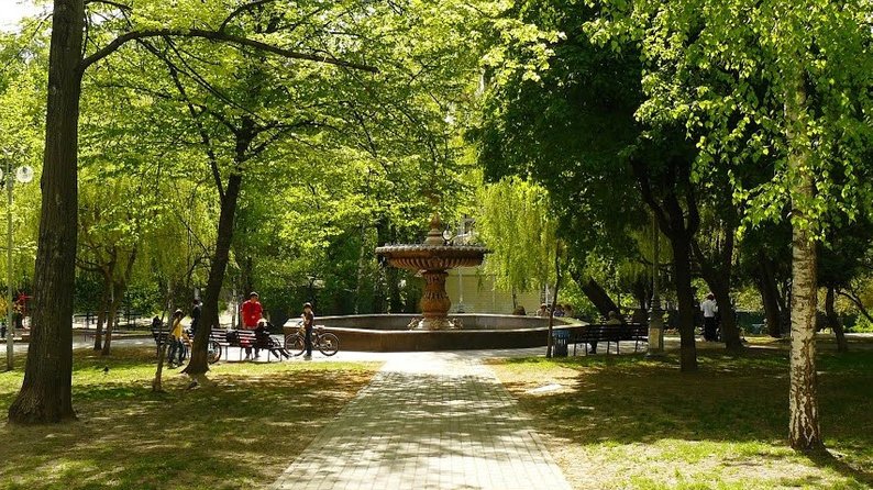 Парк Багряного і Літературний сквер: кияни проголосували за перейменування ще 27 топонімів