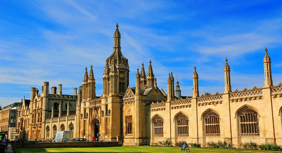 Кембриджський університет відмовиться від терміна «англосакси»