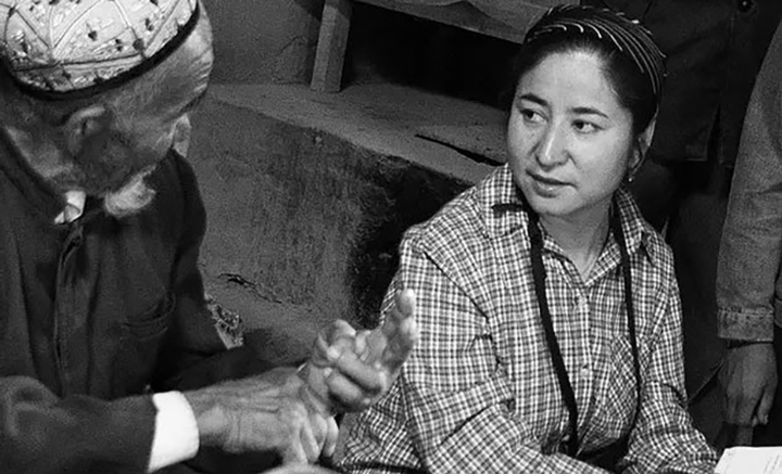 Уйгурська етнографиня Рахіле Давут стала «письменницею мужності» PEN