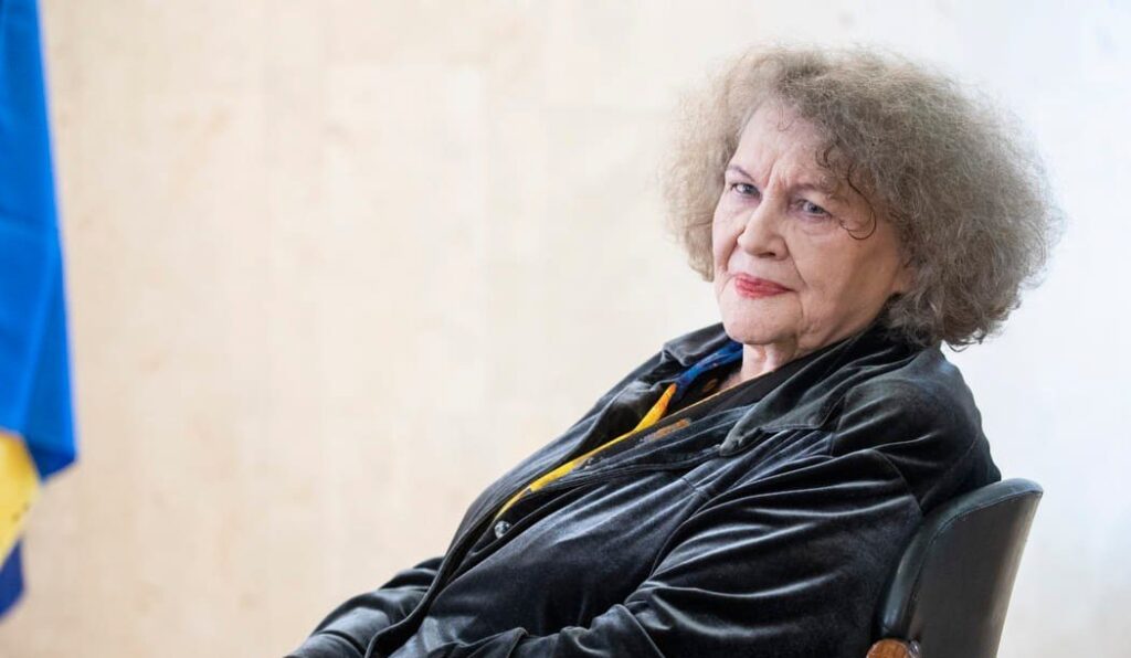 На вимогу Ліни Костенко скасували концерти: організатори порушили авторські права