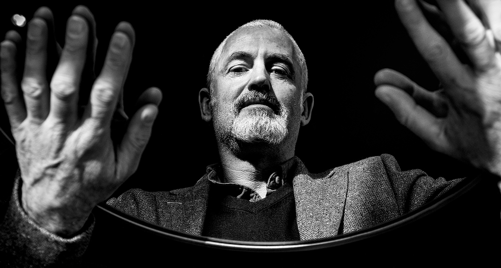 Письменник, історик, живий класик: Хосе Анхель Маньяс про літературу, покоління, імперіалізм