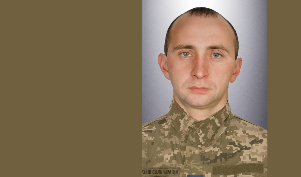 На фронті загинув військовослужбовець і поет Роман Собечко
