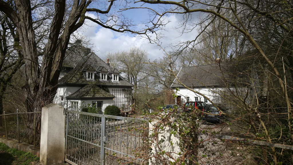 У Німеччині виставили на продаж будинок Нобелівського лавреата Ґюнтера Ґрасса