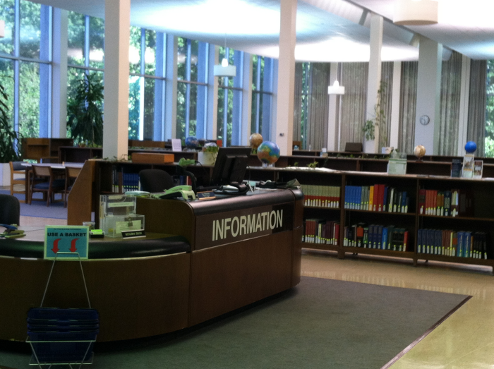 У США закривають найбільшу наукову бібліотеку NASA