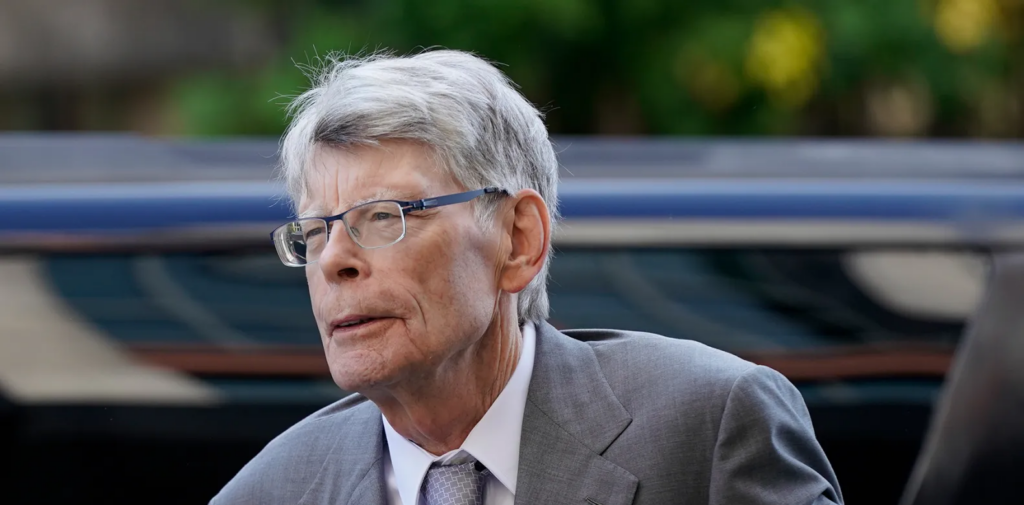 Стівен Кінг через Мадуро пригадав, як Трамп стелив червоний килим для Путіна