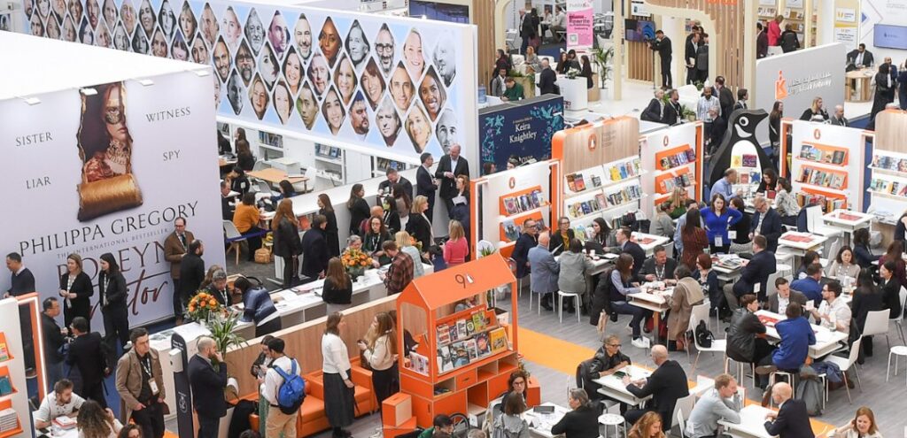 Сервіс авдіокнижок Audible вийде на 11 нових ринків й обіцяє «подумати про український»